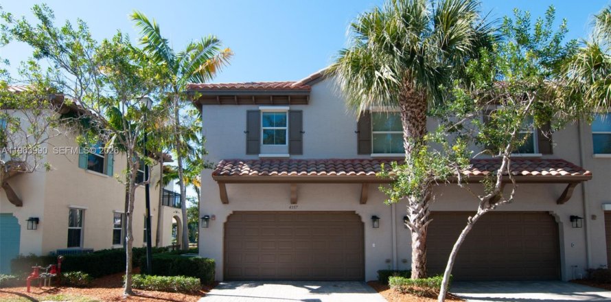 Таунхаус в Купер-Сити, Флорида 2 спальни, 116.5м2 № 2025975