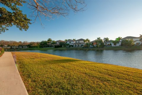 Снять в аренду таунхаус в Купер-Сити, Флорида 2 спальни, 116.5м2, № 2025975 - фото 12