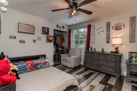 House in Coconut Creek, Florida 3 bedrooms, 168.71 sq.m. № 1892675 - photo 15