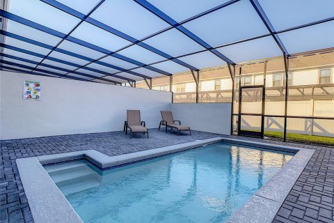 Townhouse in Kissimmee, Florida 5 bedrooms, 210.24 sq.m. № 1143356 - photo 20