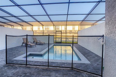 Townhouse in Kissimmee, Florida 5 bedrooms, 210.24 sq.m. № 1143356 - photo 27
