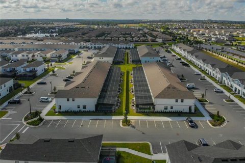 Townhouse in Kissimmee, Florida 5 bedrooms, 210.24 sq.m. № 1143356 - photo 7