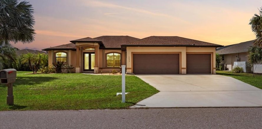 House in Punta Gorda, Florida 3 bedrooms, 187.66 sq.m. № 1786696