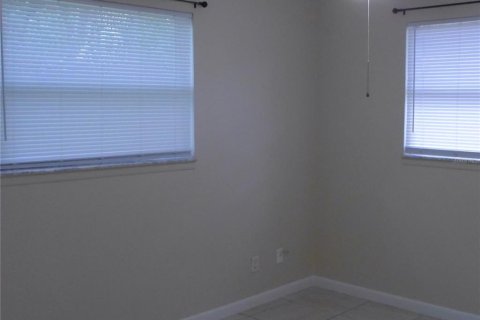 Villa ou maison à louer à DeLand, Floride: 1 chambre, 90.12 m2 № 2384033 - photo 7