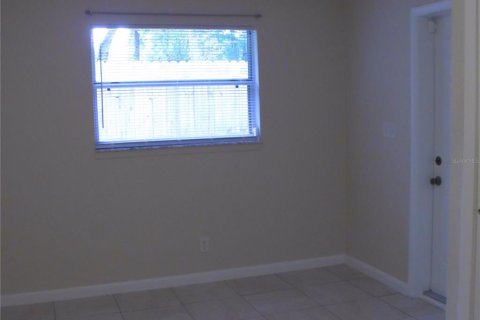 Villa ou maison à louer à DeLand, Floride: 1 chambre, 90.12 m2 № 2384033 - photo 11