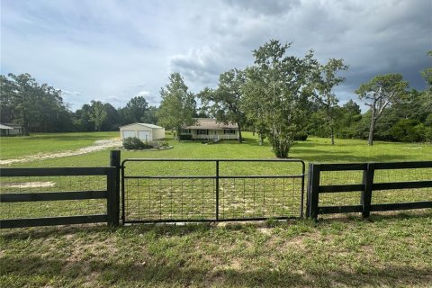 House in Dunnellon, Florida 5 bedrooms, 214.79 sq.m. № 1795396 - photo 1