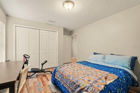 House in Tampa, Florida 3 bedrooms, 139.54 sq.m. № 2233730 - photo 20