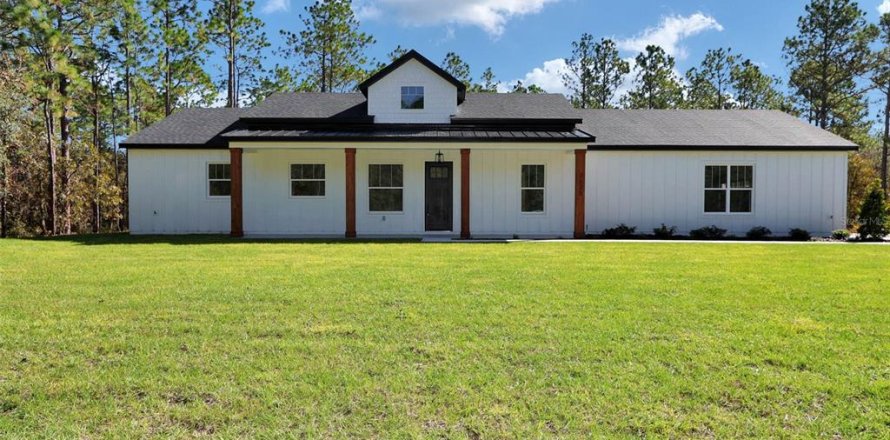 Villa ou maison à Dunnellon, Floride 3 chambres, 170.38 m2 № 2299773