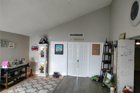 House in Hudson, Florida 2 bedrooms, 147.16 sq.m. № 1835077 - photo 30