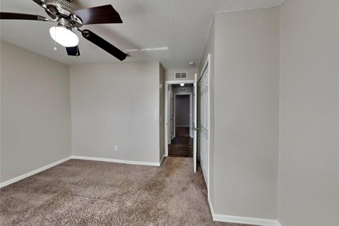 Villa ou maison à louer à Winter Haven, Floride: 3 chambres, 126.07 m2 № 2396510 - photo 13