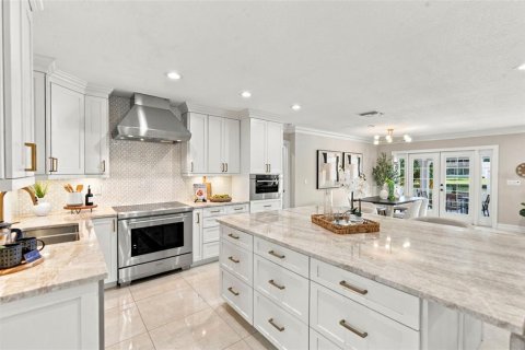 Casa en venta en Tampa, Florida, 3 dormitorios, 243.87 m2 № 2386167 - foto 18