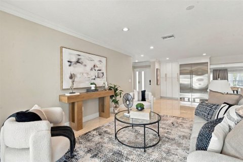 Casa en venta en Tampa, Florida, 3 dormitorios, 243.87 m2 № 2386167 - foto 23