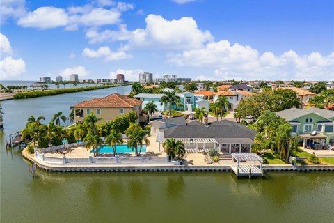 Casa en venta en Tampa, Florida, 3 dormitorios, 243.87 m2 № 2386167 - foto 3