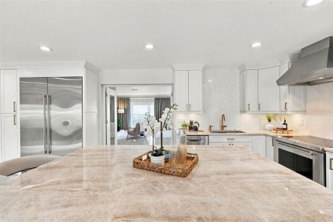 Casa en venta en Tampa, Florida, 3 dormitorios, 243.87 m2 № 2386167 - foto 11