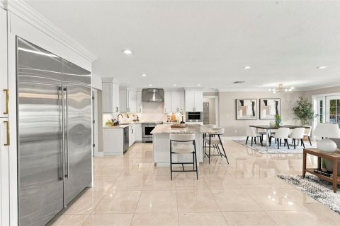 Casa en venta en Tampa, Florida, 3 dormitorios, 243.87 m2 № 2386167 - foto 19