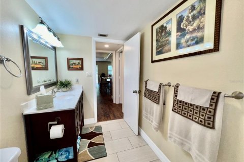 Condominio en alquiler en Punta Gorda, Florida, 2 dormitorios, 140.84 m2 № 2098318 - foto 30