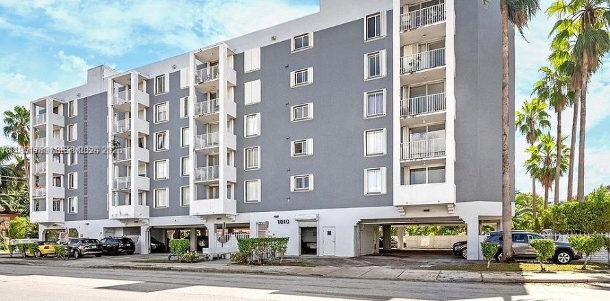 Condo à Miami, Floride, 2 chambres  № 2010877