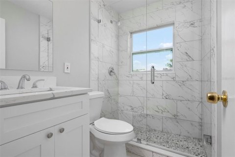 House in Sarasota, Florida 3 bedrooms, 80.27 sq.m. № 1721365 - photo 8