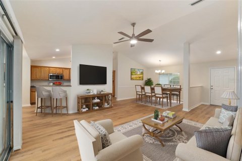 Villa ou maison à vendre à Gainesville, Floride: 3 chambres, 158.12 m2 № 1903810 - photo 2