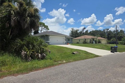 Land in North Port, Florida № 2162787 - photo 2
