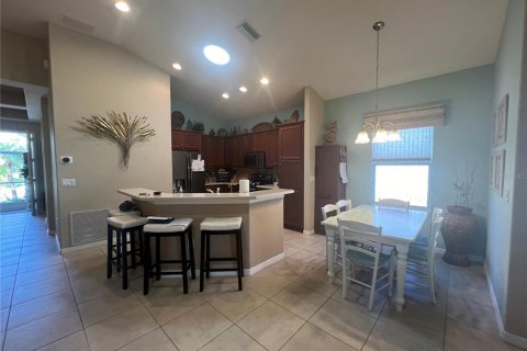 Casa en alquiler en Port Charlotte, Florida, 2 dormitorios, 130.25 m2 № 1071525 - foto 6