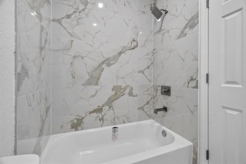 Villa ou maison à vendre à Lakeland, Floride: 4 chambres, 264.12 m2 № 2308563 - photo 22