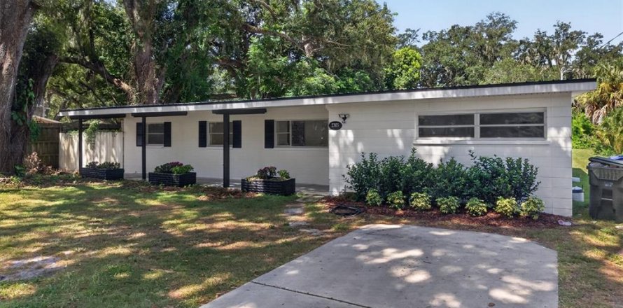 Villa ou maison à Lakeland, Floride 4 chambres, 264.12 m2 № 2308563