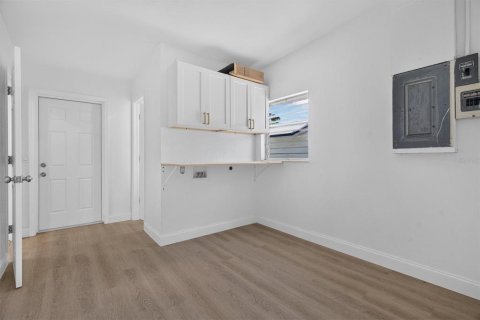 Villa ou maison à vendre à Lakeland, Floride: 4 chambres, 264.12 m2 № 2308563 - photo 29