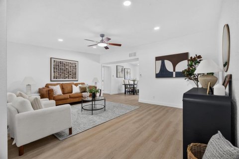 Villa ou maison à vendre à Lakeland, Floride: 4 chambres, 264.12 m2 № 2308563 - photo 5