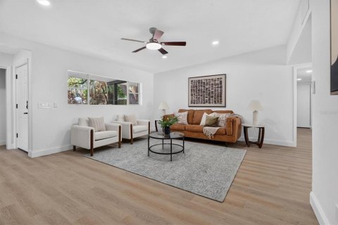 Villa ou maison à vendre à Lakeland, Floride: 4 chambres, 264.12 m2 № 2308563 - photo 7
