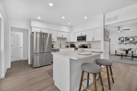 Villa ou maison à vendre à Lakeland, Floride: 4 chambres, 264.12 m2 № 2308563 - photo 10