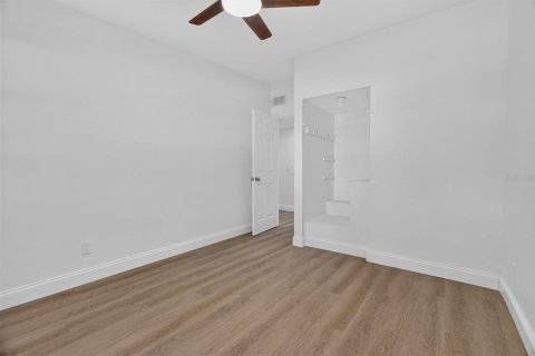 Villa ou maison à vendre à Lakeland, Floride: 4 chambres, 264.12 m2 № 2308563 - photo 28