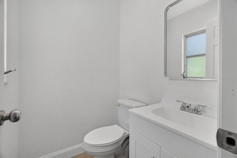 Villa ou maison à vendre à Lakeland, Floride: 4 chambres, 264.12 m2 № 2308563 - photo 30