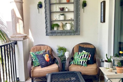 Adosado en venta en Fort Lauderdale, Florida, 4 dormitorios, 215.35 m2 № 1986432 - foto 16