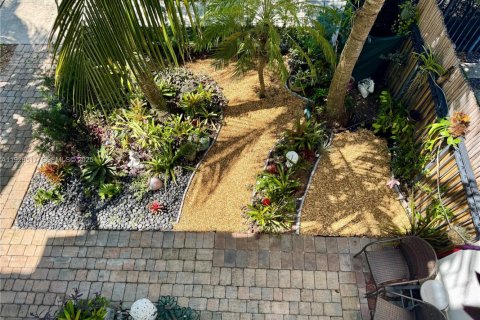 Adosado en venta en Fort Lauderdale, Florida, 4 dormitorios, 215.35 m2 № 1986432 - foto 23