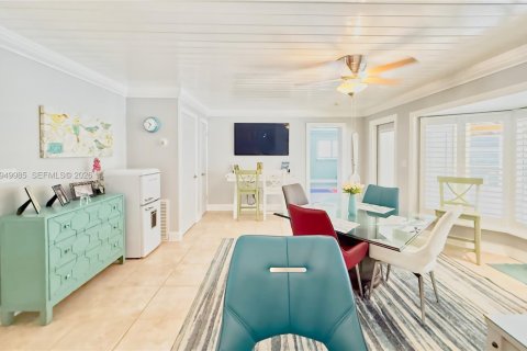 Купить виллу или дом в Хомстед, Флорида 5 спален, 258.73м2, № 2005667 - фото 28