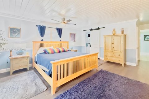 Купить виллу или дом в Хомстед, Флорида 5 спален, 258.73м2, № 2005667 - фото 19