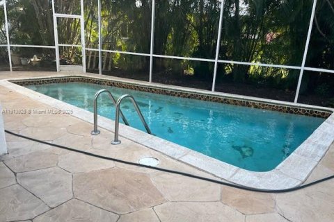 Купить виллу или дом в Пемброк-Пайнс, Флорида 4 спальни, 167.22м2, № 1968979 - фото 7