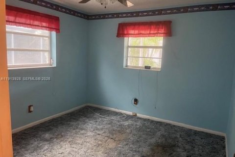 Villa ou maison à vendre à Pembroke Pines, Floride: 4 chambres, 167.22 m2 № 1968979 - photo 17