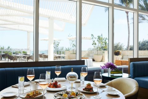 Condominio en venta en Miami Beach, Florida, 1 dormitorio, 81.1 m2 № 2177733 - foto 22
