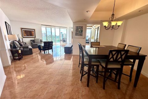 Copropriété à louer à Aventura, Floride: 2 chambres, 141.4 m2 № 2038170 - photo 10