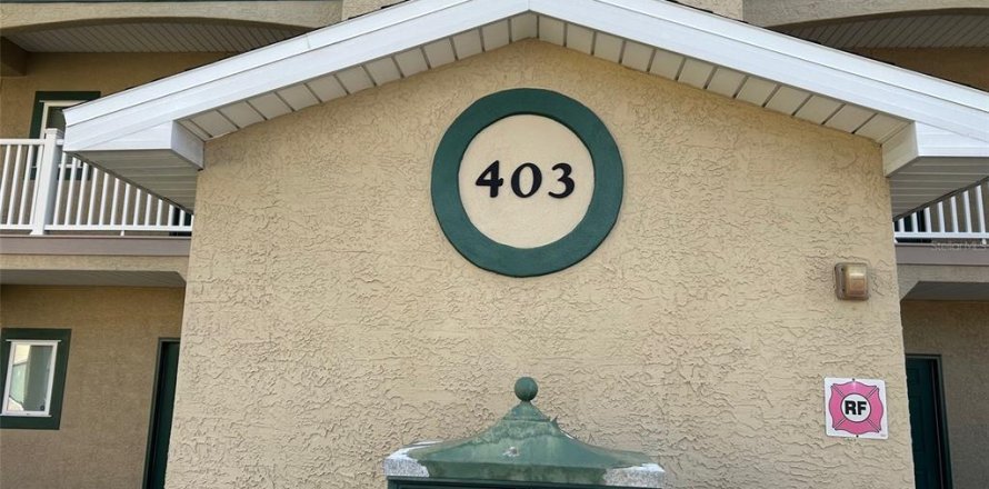 Condo in New Smyrna Beach, Florida, 2 bedrooms  № 2395849