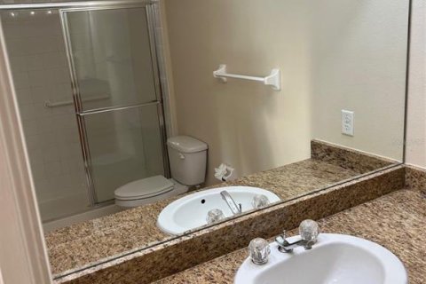 Condo in New Smyrna Beach, Florida, 2 bedrooms  № 2395849 - photo 12