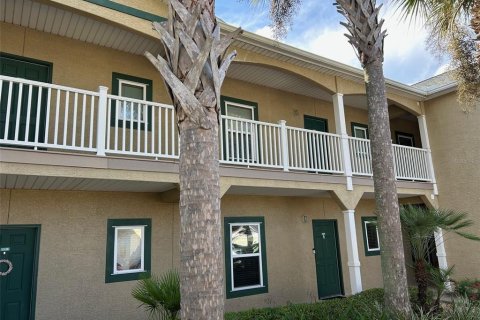 Condo in New Smyrna Beach, Florida, 2 bedrooms  № 2395849 - photo 3