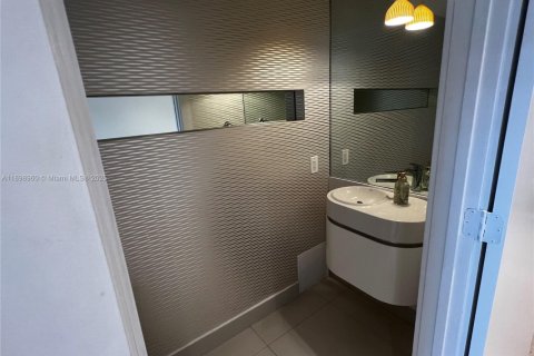 Снять в аренду кондоминиум в Санни-Айлс-Бич, Флорида 3 спальни, 205.31м2, № 1951017 - фото 14