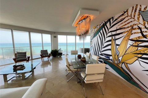 Снять в аренду кондоминиум в Санни-Айлс-Бич, Флорида 3 спальни, 205.31м2, № 1951017 - фото 7