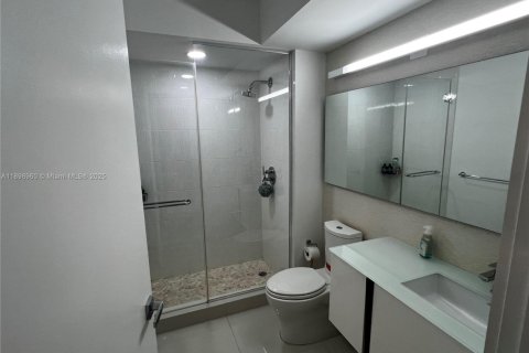 Снять в аренду кондоминиум в Санни-Айлс-Бич, Флорида 3 спальни, 205.31м2, № 1951017 - фото 17