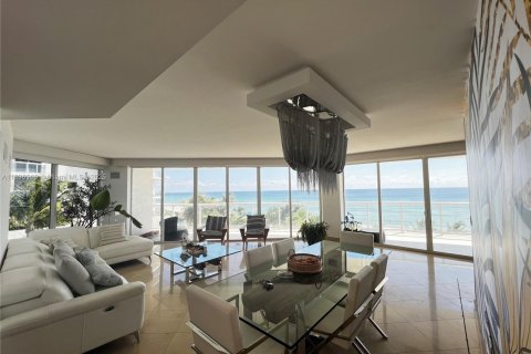 Снять в аренду кондоминиум в Санни-Айлс-Бич, Флорида 3 спальни, 205.31м2, № 1951017 - фото 6