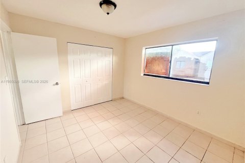 Copropriété à louer à Hialeah, Floride: 2 chambres, 82.13 m2 № 2079973 - photo 23
