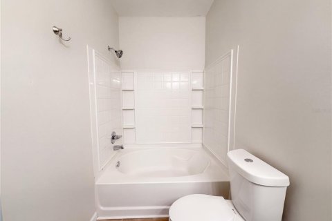 Copropriété à vendre à Bradenton, Floride: 2 chambres, 97.36 m2 № 2388664 - photo 27